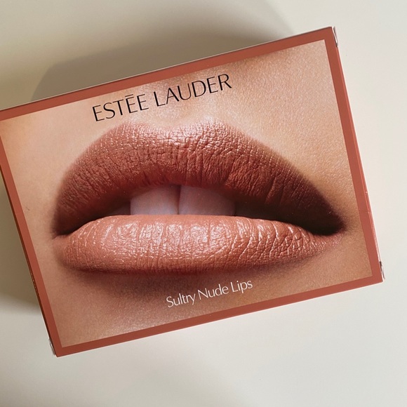 Estēe Lauder Sultry Nude Lips kit - Picture 4 of 4